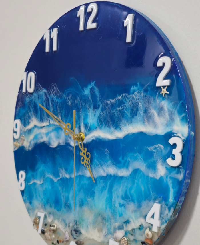 Blue Resin Wall Clock – Beach theme decorative timepiece