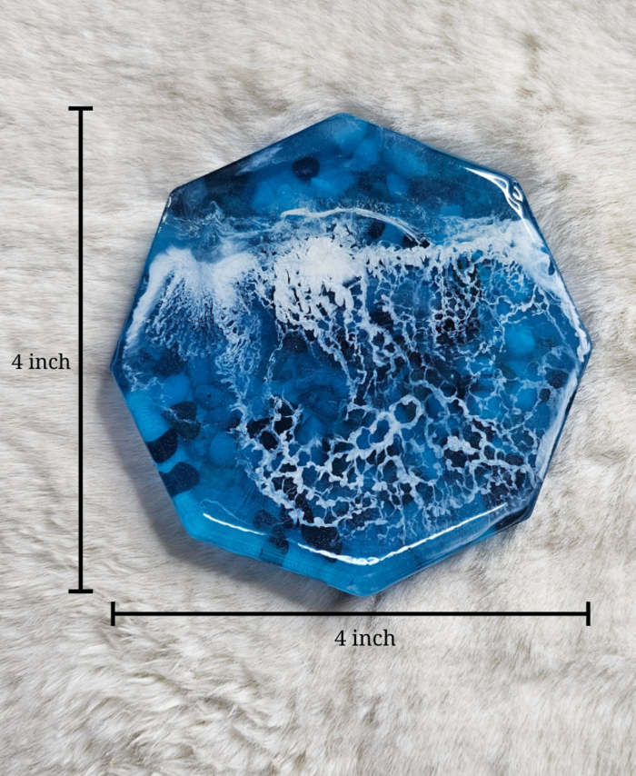 Ocean waves design resin desk accessory