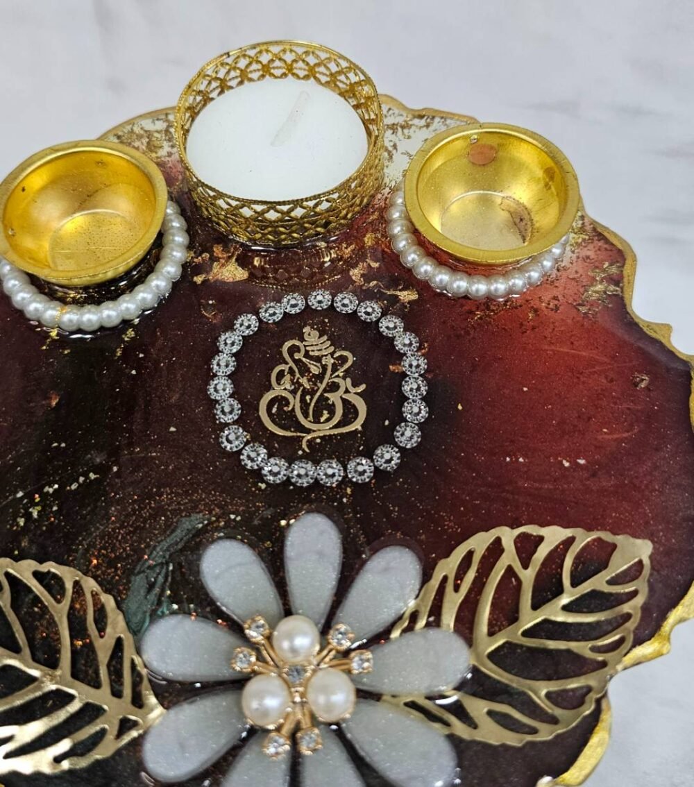 Handmade Resin Plate with Floral Decoration and Candle Holder