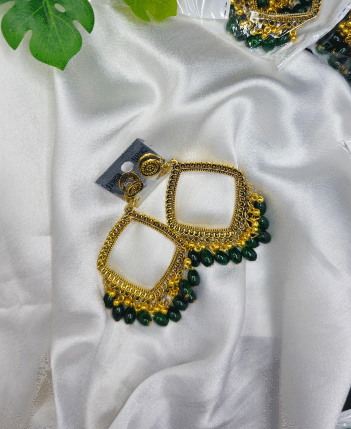 Golden Square Dark Green Jhumka Bezel