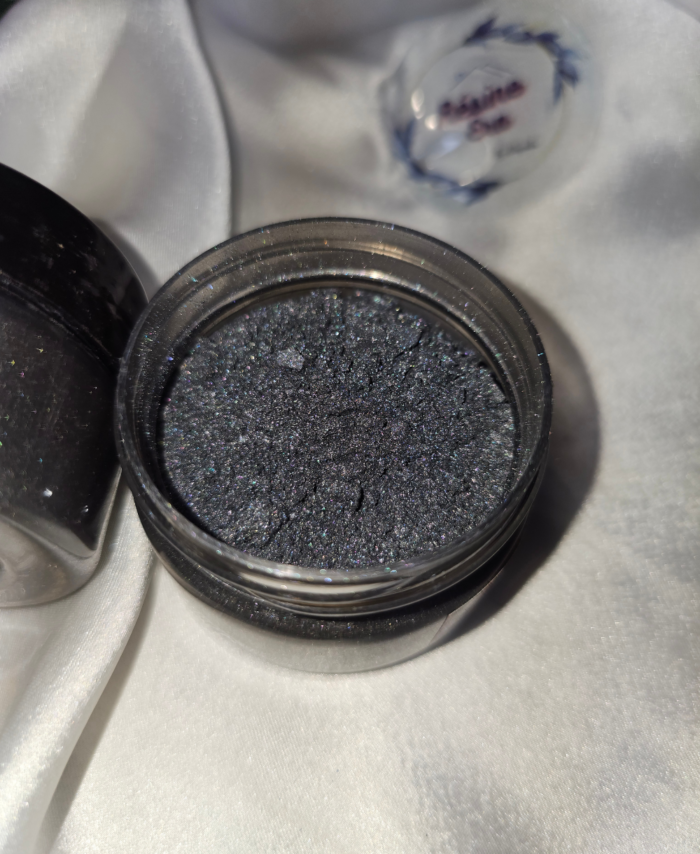 Grey Pearl Mica Powder Pigment jar for resin art, epoxy, soap and candle making—vibrant Grey pigment