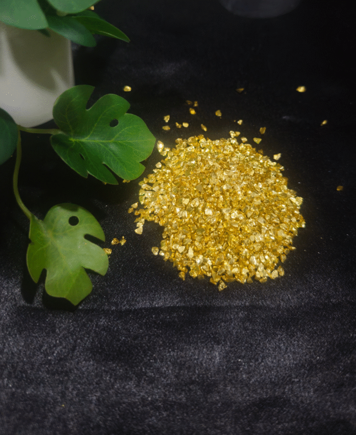 Metallic crystal granules for resin art