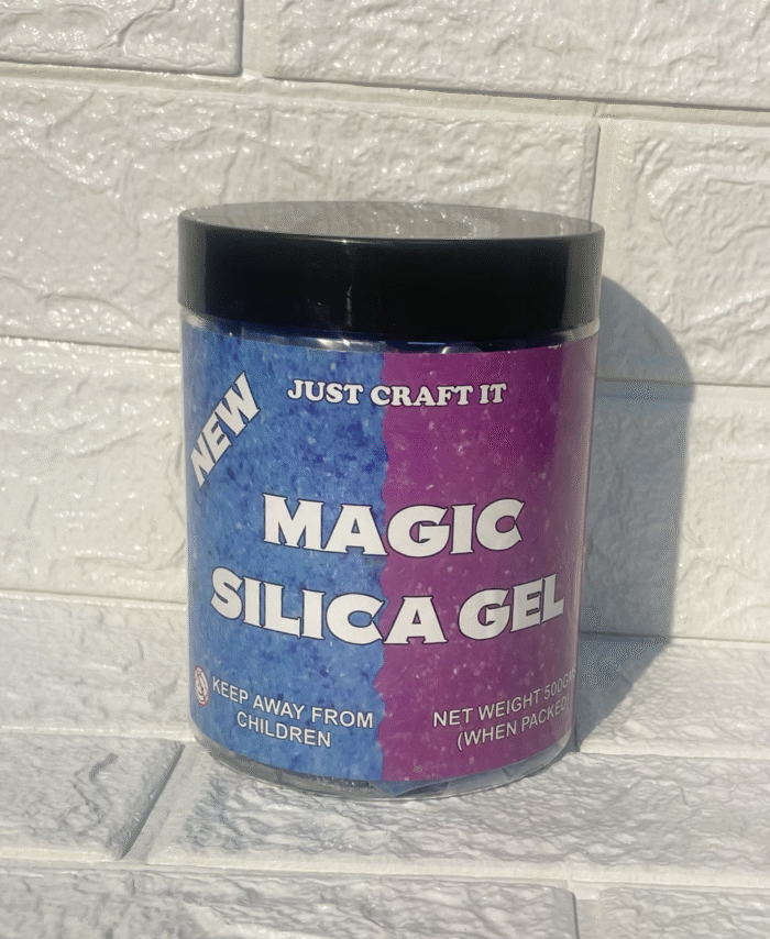 Jar of Craft It Magic Silica Gel 1kg for resin art and crafts, with blue and purple labels on a white background.