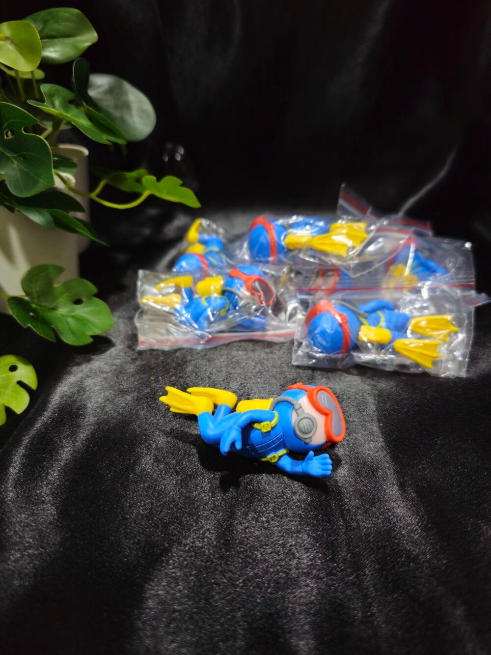 Colourful miniature diver figurine for resin art and miniature craft decoration