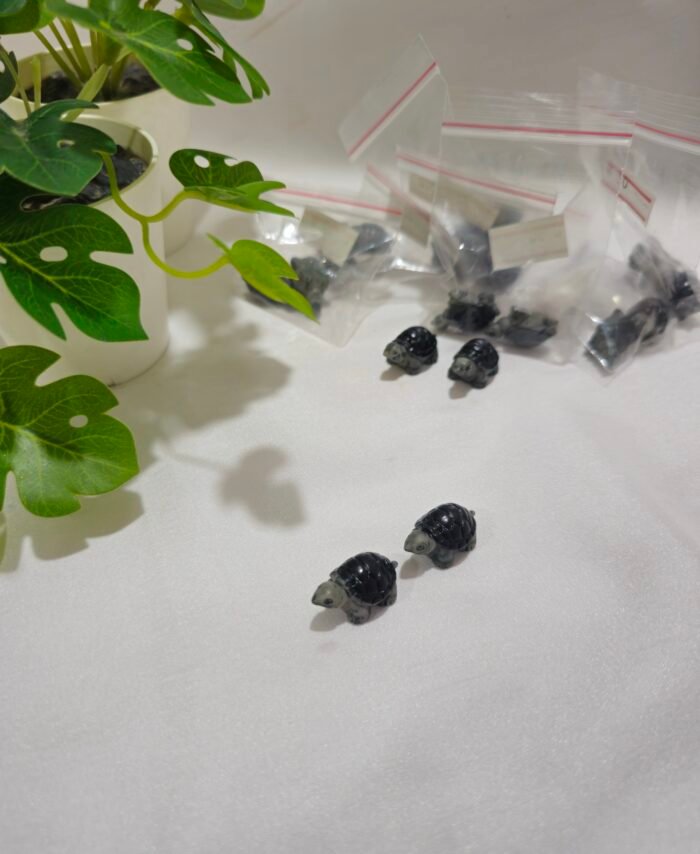 Miniature turtle figurines for resin art and miniature garden decoration
