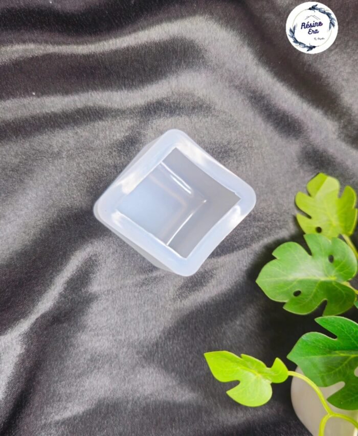 “Transparent silicone cube mould for making resin paper weight or decorative cube crafts”