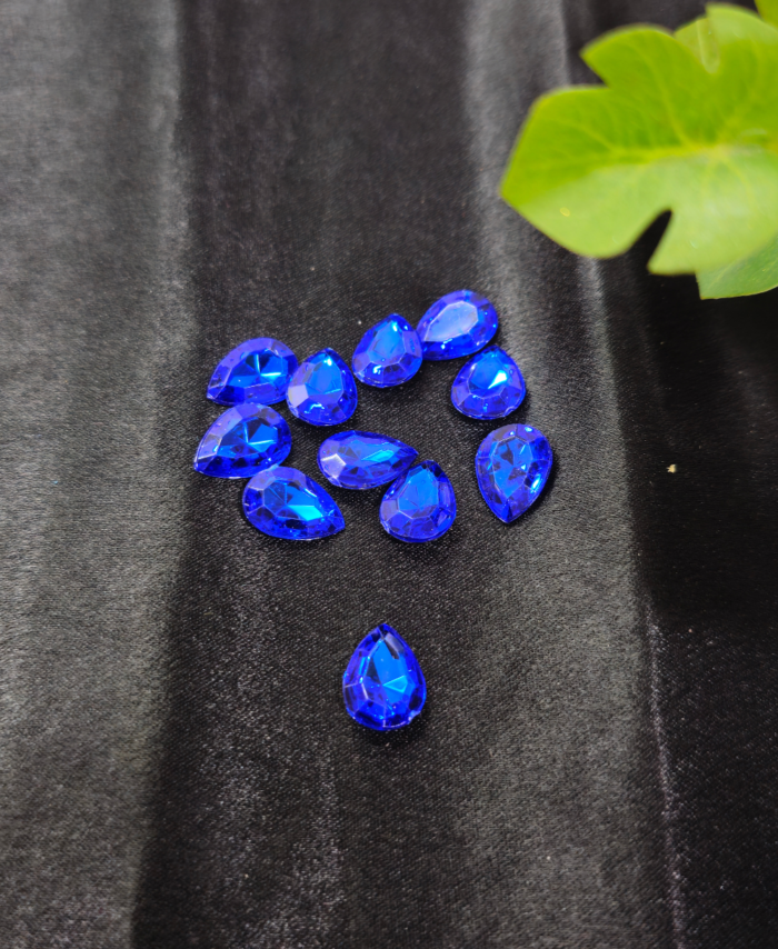 Dark Blue teardrop crystal stones are used for resin art and decorative crafts