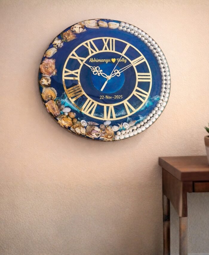 Handmade flower wall clock with real preserved flowers in clear resin and modern wall décor design