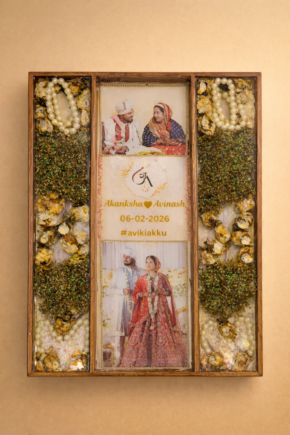 Wedding garland preservation resin frame with dried flowers and personalized wedding details