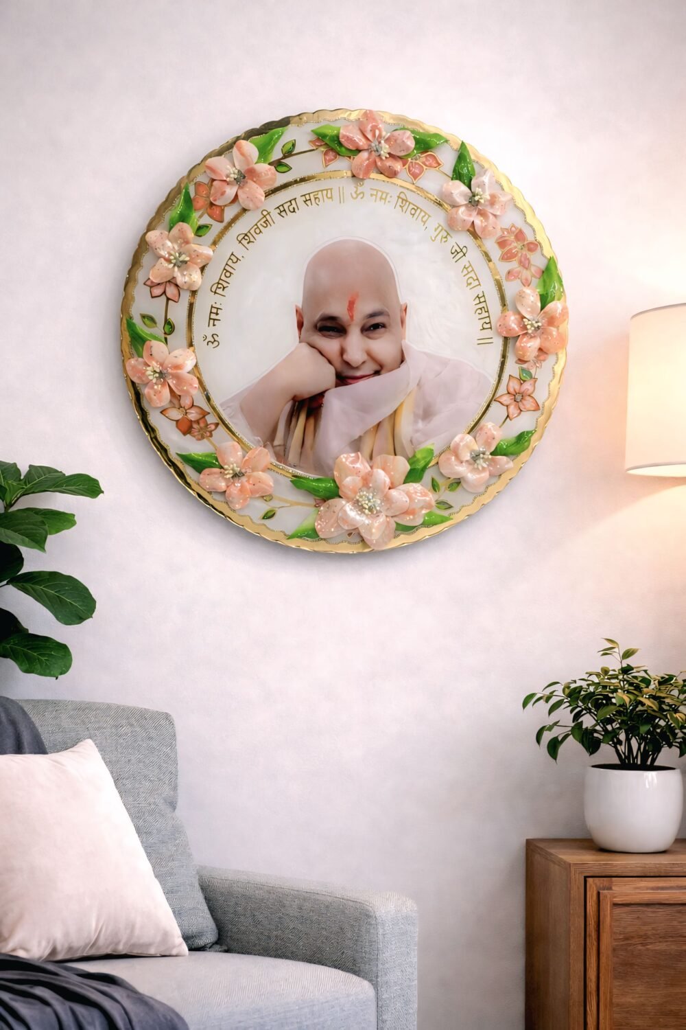 3D Guruji resin photo frame with floral design for spiritual wall decor