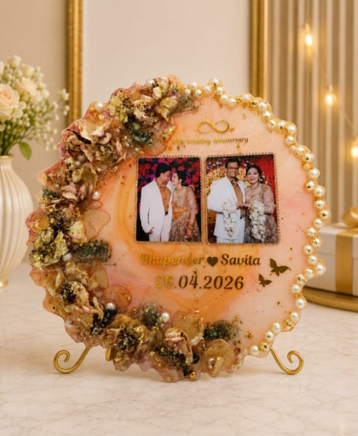 Personalized Flower Preservation Varmala Preservation Framewith wedding photos and preserved flowers