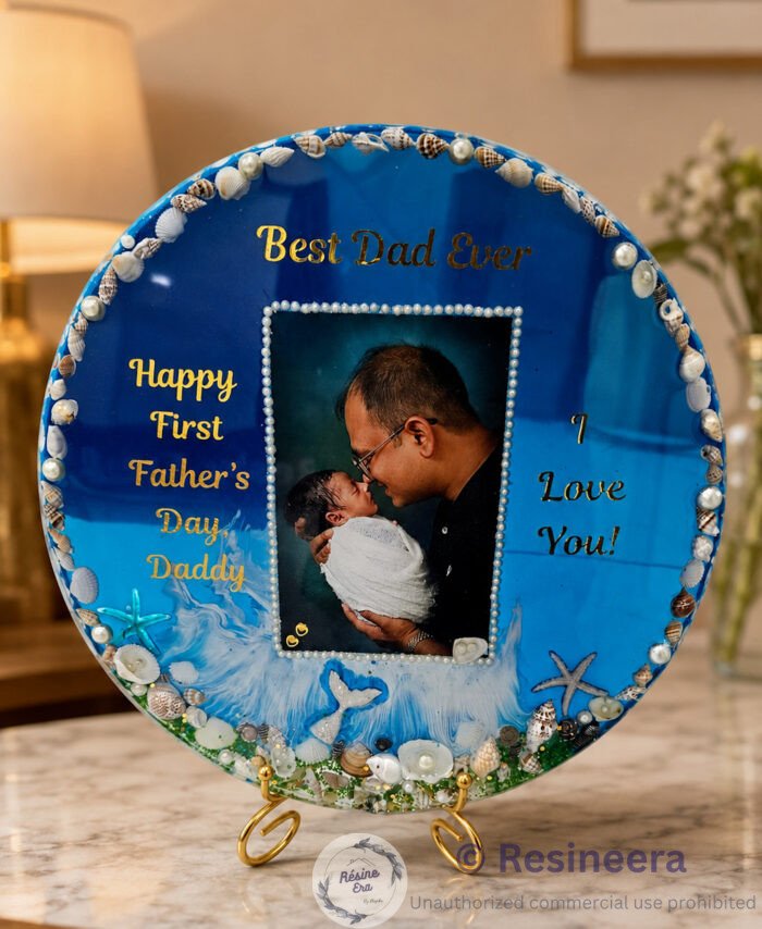 Handmade Ocean Theme Photo Preservation Frame with seashell-inspired coastal design for preserving special memories and photographs.