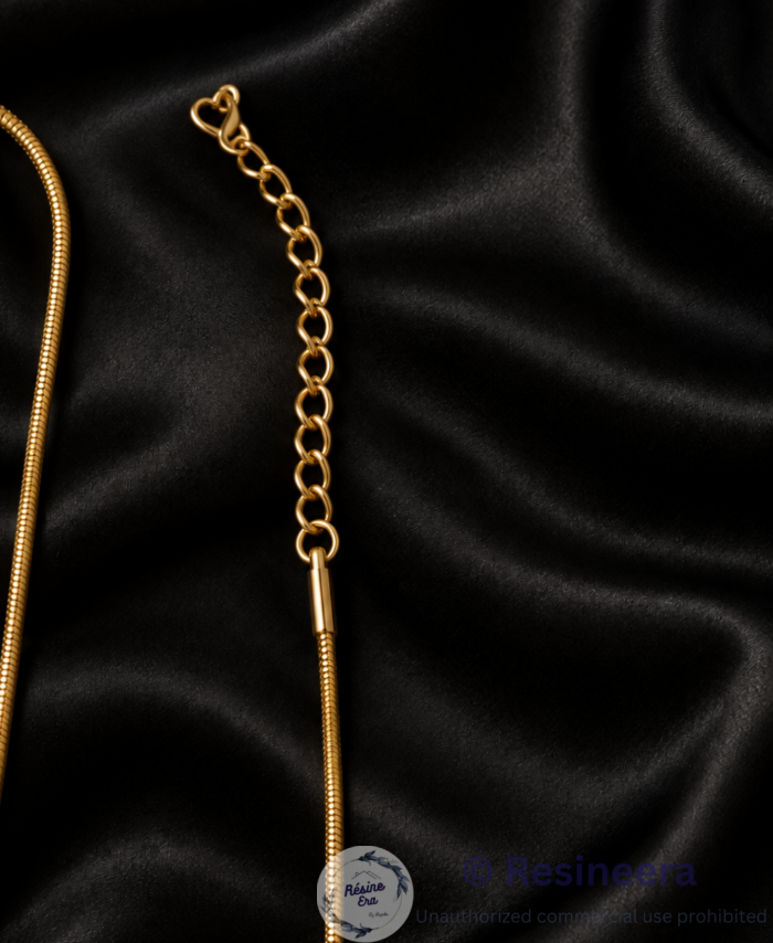A delicate golden anti-tarnish chain necklace with an elegant finish, perfect for everyday wear, layering, and pairing with your favourite pendant.